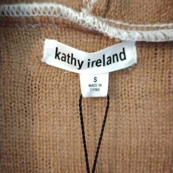 Kathy Ireland Sweater - Picture 2 of 6